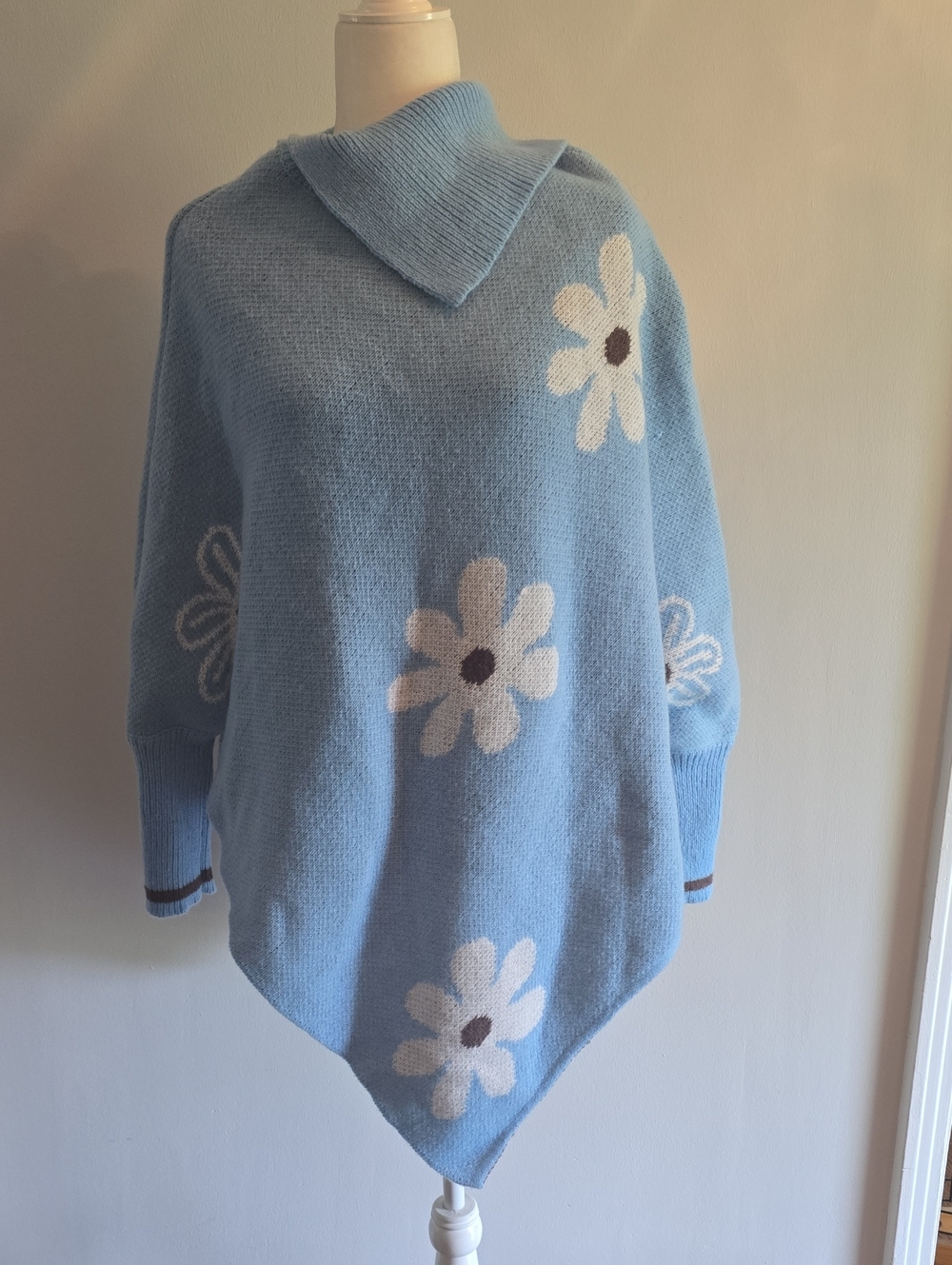 Blue Daisy Knit Pullover Poncho-syle Sweater